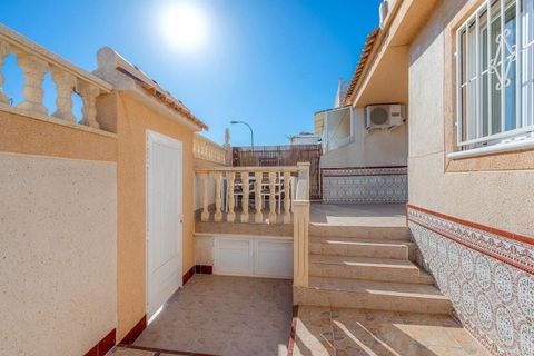 Bungalow i Torrevieja, Alicante, Torrevieja - € 187.500 | Ref: MLSC1975070/13477 - foto 2