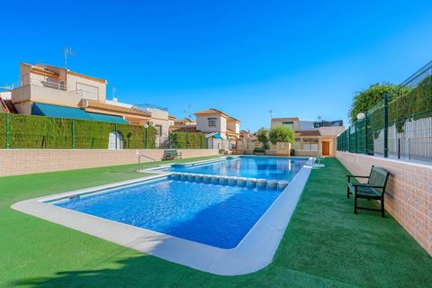 Bungalow i Torrevieja, Alicante, Torrevieja - € 187.500 | Ref: MLSC1975070/13477 - foto 10