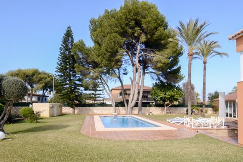 Villa a Denia, Alicante - foto 1