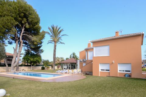 Villa a Denia, Alicante, Denia - € 1.250.000 | Ref: 3230 - foto 8