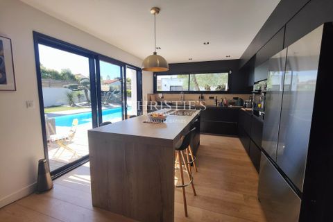 Villa a Bourgneuf, Charente-Maritime, Bourgneuf - € 1.260.000 | Ref: AJG1466 - foto 9
