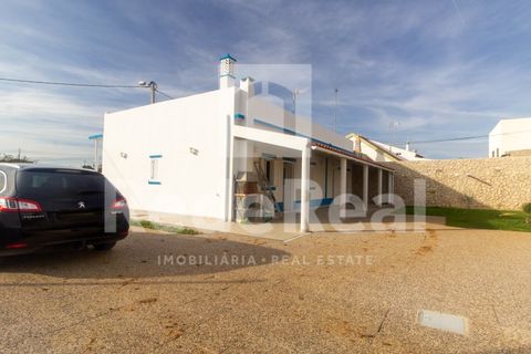 Villa a Faro, Faro, Faro - € 1.250/mes | Ref: 022260046 - foto 2