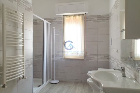 Apartament a Catanzaro, Catanzaro, Catanzaro - € 2.200/mes | Ref: CZ01-CV541 - foto 9