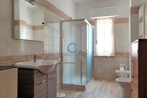 Apartament a Catanzaro, Catanzaro, Catanzaro - € 2.200/mes | Ref: CZ01-CV541 - foto 12