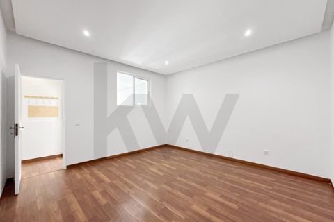 Wohnung in Camarate, Lisbon, Camarate - € 245.700 | Ref: KWPT-034014 - Foto 12