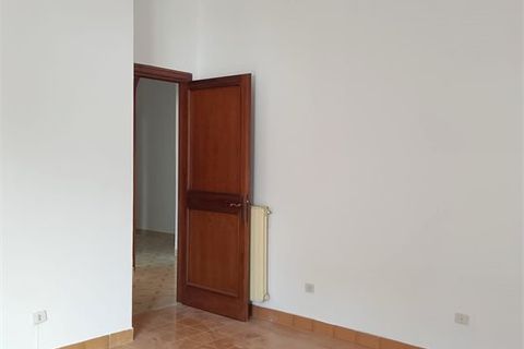 Apartament a Terni, Terni, Terni - € 500/mes | Ref: CSB-2115 - foto 8