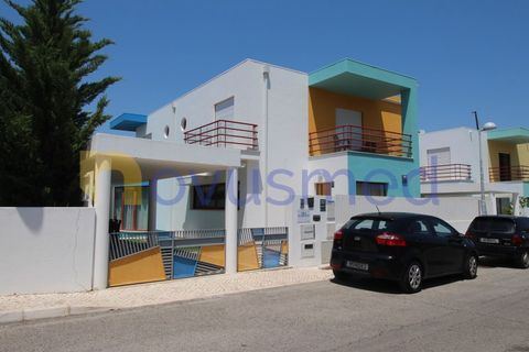 Villa en Albufeira, Faro, Albufeira - € 1.080.000 | Ref: V3-04 (PR-192) - photo 1