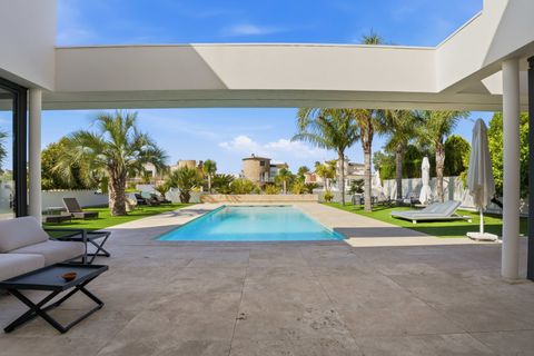 Villa i Empuriabrava, Gerona, Empuriabrava - € 2.995.000 | Ref: W-04AFWN - foto 8