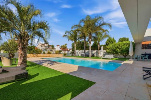 Villa i Empuriabrava, Gerona, Empuriabrava - € 2.995.000 | Ref: W-04AFWN - foto 10