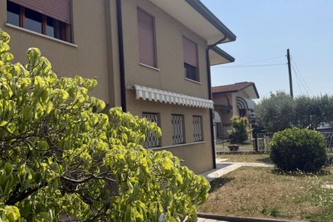 Villa i Castelfranco Veneto, Treviso, Castelfranco Veneto - € 270.000 | Ref: B36 - foto 4