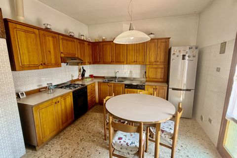 Villa i Castelfranco Veneto, Treviso, Castelfranco Veneto - € 270.000 | Ref: B36 - foto 13