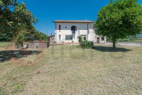 Villa i Pontecorvo, Frosinone, Pontecorvo - € 140.000 | Ref: AC99-149-1774 - foto 1