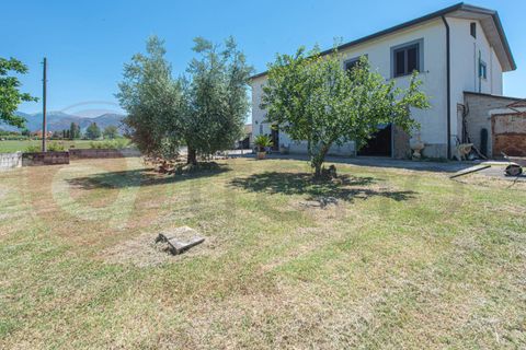 Villa i Pontecorvo, Frosinone, Pontecorvo - € 140.000 | Ref: AC99-149-1774 - foto 4