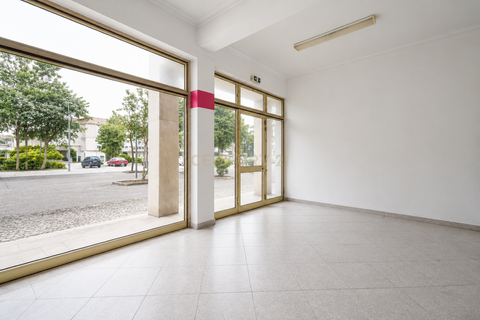Erhvervsejendom i Entroncamento, Santarem, Entroncamento - € 120.990 | Ref: C0289-02044 - foto 3