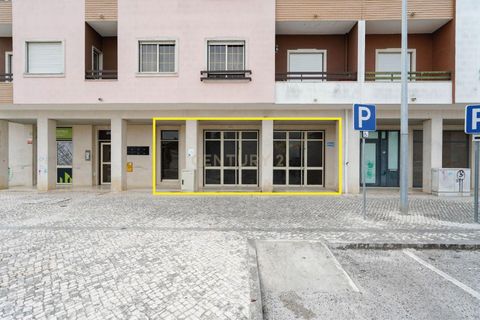Erhvervsejendom i Entroncamento, Santarem, Entroncamento - € 120.990 | Ref: C0289-02044 - foto 9