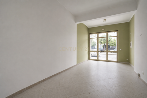 Erhvervsejendom i Entroncamento, Santarem, Entroncamento - € 120.990 | Ref: C0289-02044 - foto 10