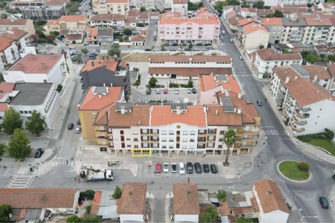 Erhvervsejendom i Entroncamento, Santarem, Entroncamento - € 120.990 | Ref: C0289-02044 - foto 11
