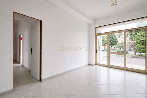 Erhvervsejendom i Entroncamento, Santarem, Entroncamento - € 120.990 | Ref: C0289-02044 - foto 13