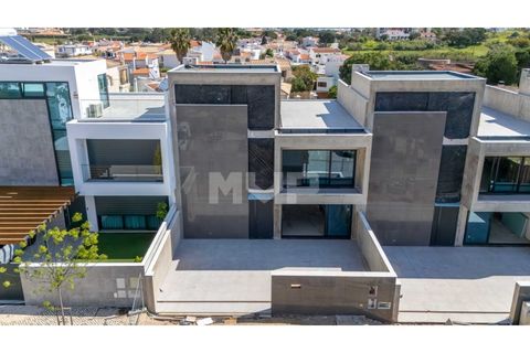 Villa i Montenegro, Faro, Montenegro - € 890.000 | Ref: 170260050 - foto 2