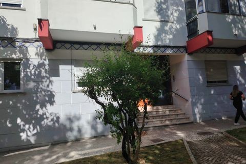 Lejlighed i Amadora, Lisbon, Amadora - € 355.000 | Ref: 031881006 - foto 15