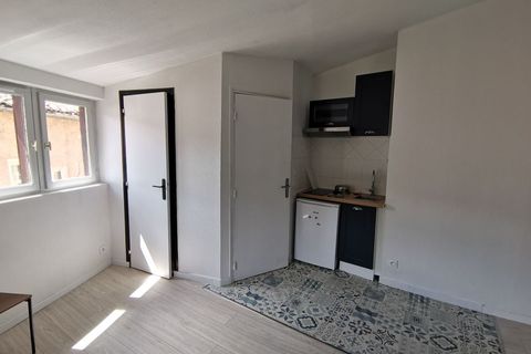 Apartament a Thiers, Puy-de-Dome, Thiers - € 430/mes | Ref: 811958 - foto 7