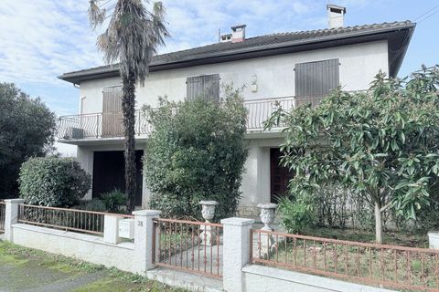 Villa a Albi, Tarn, Albi - € 1.250/mes | Ref: 896433 - foto 2