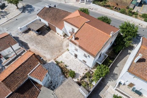 Villa - Borba, Evora, Borba - € 400 000 | Réf : 318/M/03845 - photo 3