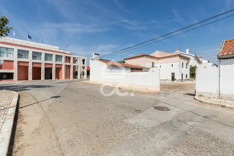 Villa - Borba, Evora, Borba - € 400 000 | Réf : 318/M/03845 - photo 4