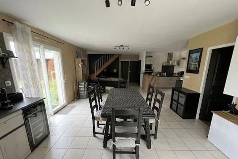 Villa a Elven, Morbihan, Elven - € 1.250/mes | Ref: 895313 - foto 8