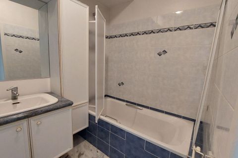 Apartament a Cholet, Maine-et-Loire, Cholet - € 1.050/mes | Ref: 893012 - foto 5