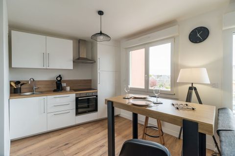 Apartament a Saint-Brieuc, Cotes-d'Armor, Saint-Brieuc - € 650/mes | Ref: 891685 - foto 2