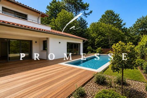 Haus in Anglet, Pyrenees-Atlantiques, Anglet - € 2.185.000 | Ref: getkey_11280 - Foto 8
