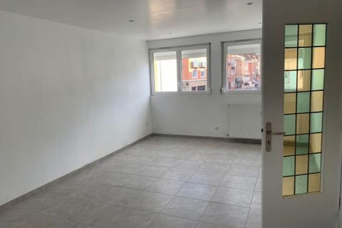 Apartament a Calais, Pas-de-Calais, Calais - € 1.050/mes | Ref: 896250 - foto 2