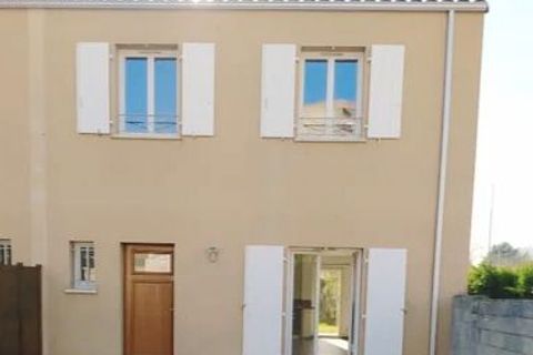 Villa a Angouleme, Charente, Angouleme - € 1.080/mes | Ref: 859165 - foto 2