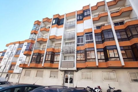 Lejlighed i Queluz, Lisbon, Queluz - € 302.000 | Ref: ZTRE-03518 - foto 2