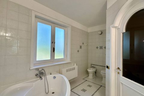 Villa a Rome, Rome, Rome - € 6.800/mes | Ref: CBI075-681-129847 - foto 24