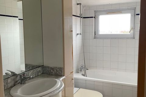 Studio in Bron, Rhone, Bron - € 525/month | Ref: 62330 - photo 2