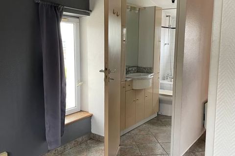 Studio in Bron, Rhone, Bron - € 525/month | Ref: 62330 - photo 3