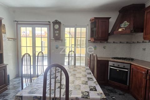 Villa a Rabo de Peixe, Sao Miguel, Rabo de Peixe - € 370.000 | Ref: ZMPT590534 - foto 7