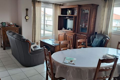 Apartament a Issoire, Puy-de-Dome, Issoire - € 1.000/mes | Ref: 886489 - foto 2