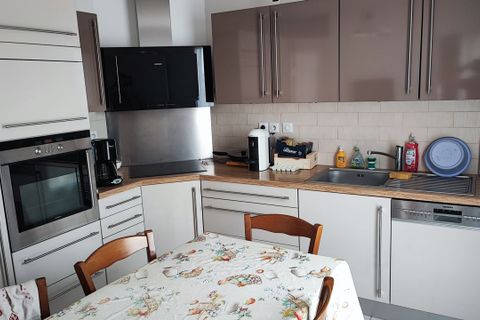 Apartament a Issoire, Puy-de-Dome, Issoire - € 1.000/mes | Ref: 886489 - foto 3