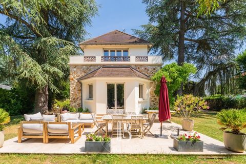 Villa in Vaucresson, Hauts-de-Seine, Vaucresson - € 2.190.000 | Ref: 87129641 - foto 1