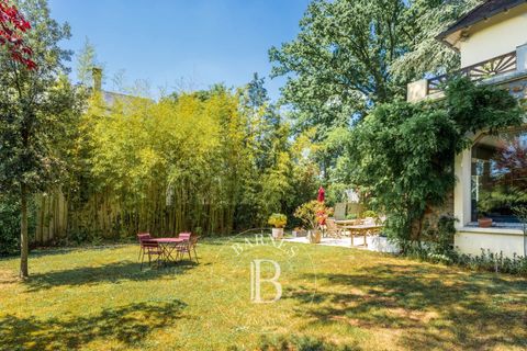 Villa in Vaucresson, Hauts-de-Seine, Vaucresson - € 2.190.000 | Ref: 87129641 - foto 11