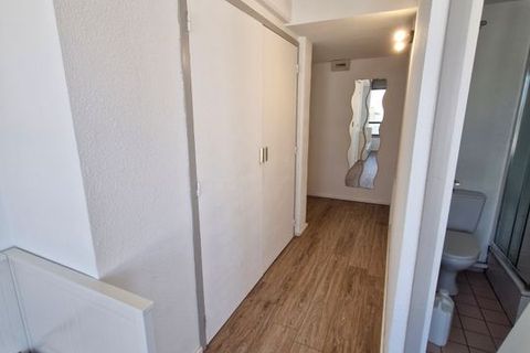 Studio in Brest, Finistere, Brest - € 630/month | Ref: 894241 - photo 5
