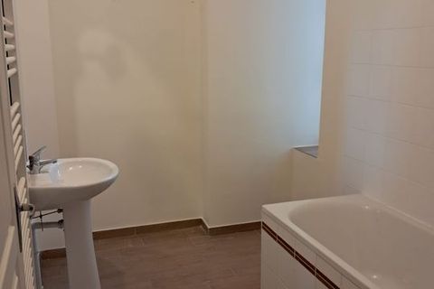 Villa a Cheffes, Maine-et-Loire, Cheffes - € 750/mes | Ref: 893250 - foto 4