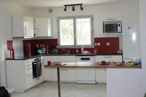 Villa a Saint-Quentin-Fallavier, Isere, Saint-Quentin-Fallavier - € 1.464/mes | Ref: 792392 - foto 4