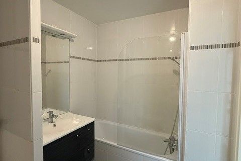 Leilighet i Chaville, Hauts-de-Seine, Chaville - € 332 000 | Ref: T2-CHAVILLE-A207 - foto 11