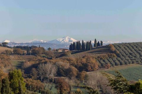 Villa a Marsciano, Perugia, Marsciano - € 2.500.000 | Ref: ILV93995-1378336 - foto 16