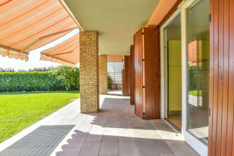 Villa i Barasso, Varese, Barasso - € 860.000 | Ref: ILV92957-1379759 - foto 16