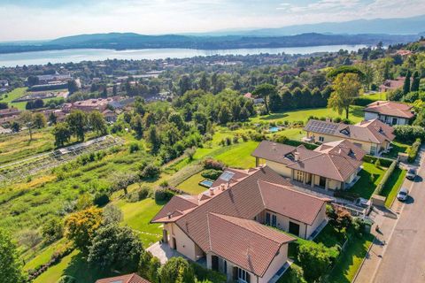 Villa i Barasso, Varese, Barasso - € 860.000 | Ref: ILV92957-1379759 - foto 28